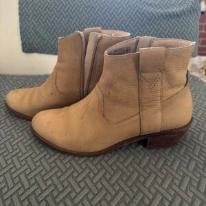Vionic Beige/Tan Leather Ankle Booties with Low Stacked Heel